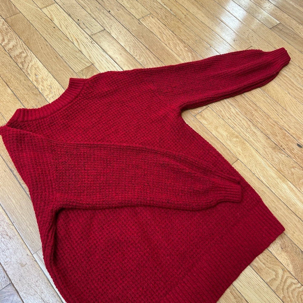 American Eagle Red Knit Sweater Size Small - Picture 4 of 6